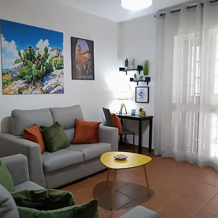 Zisa Ai Cantieri Culturali Con Patio Privato - Vicino Centro Storico - No Ztl Appartamento