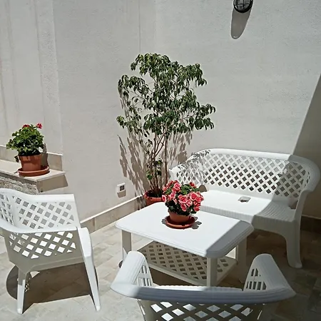 Appartamento Zisa Ai Cantieri Culturali Con Patio Privato - Vicino Centro Storico - No Ztl Palermo
